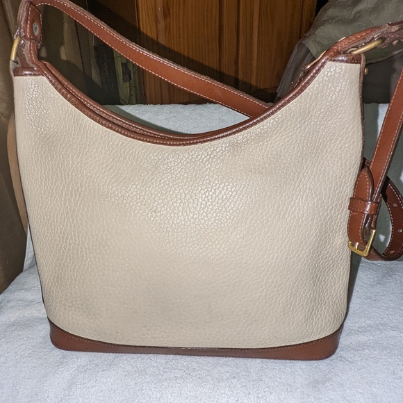 Vintage Dooney and Bourke all weather cream and brown leather trim shoul… - Picture 2 of 15